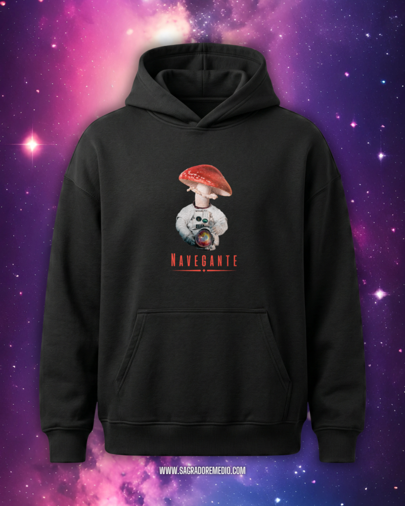 Navegante hoodie oversize Sagrado Remedio